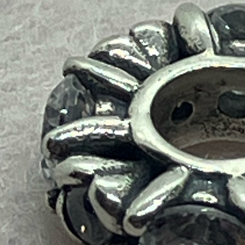925 Sterling Silver & Clear Cz Tulip / Heart & Claw Setting Spacer Charm - Picture 10 of 11
